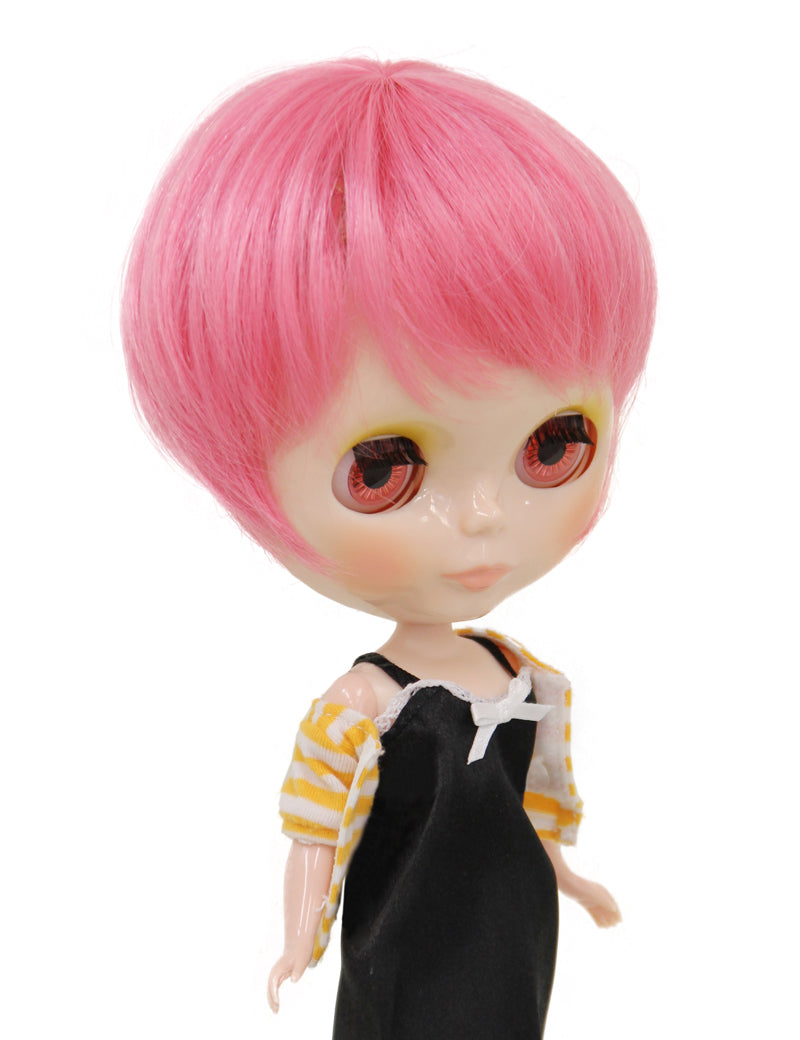 BDドールウィッグ 横髪の長さがポイント!!大人っぽい印象のSEXYショートスタイルです! B-178