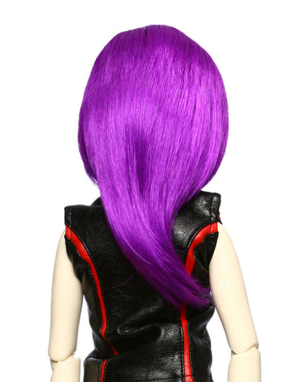 クールなまっすぐな中くらいの髪型、太いフリンジの人形のウィッグ W-606、ネオンパープルで"V"のサインがしっかりとした印象を持っています。