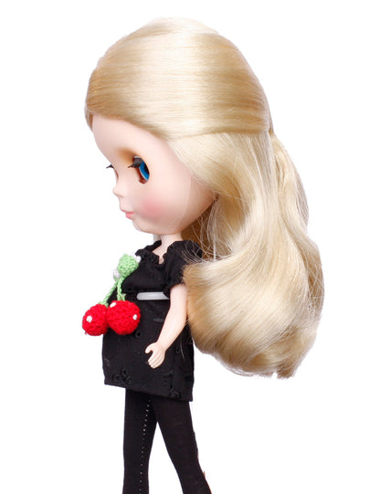 柔らかくてふんわりとしたウェーブのスタイルの中くらいの人形のウィッグ B-110、顔の形を引き立て、シンプルでも素晴らしい