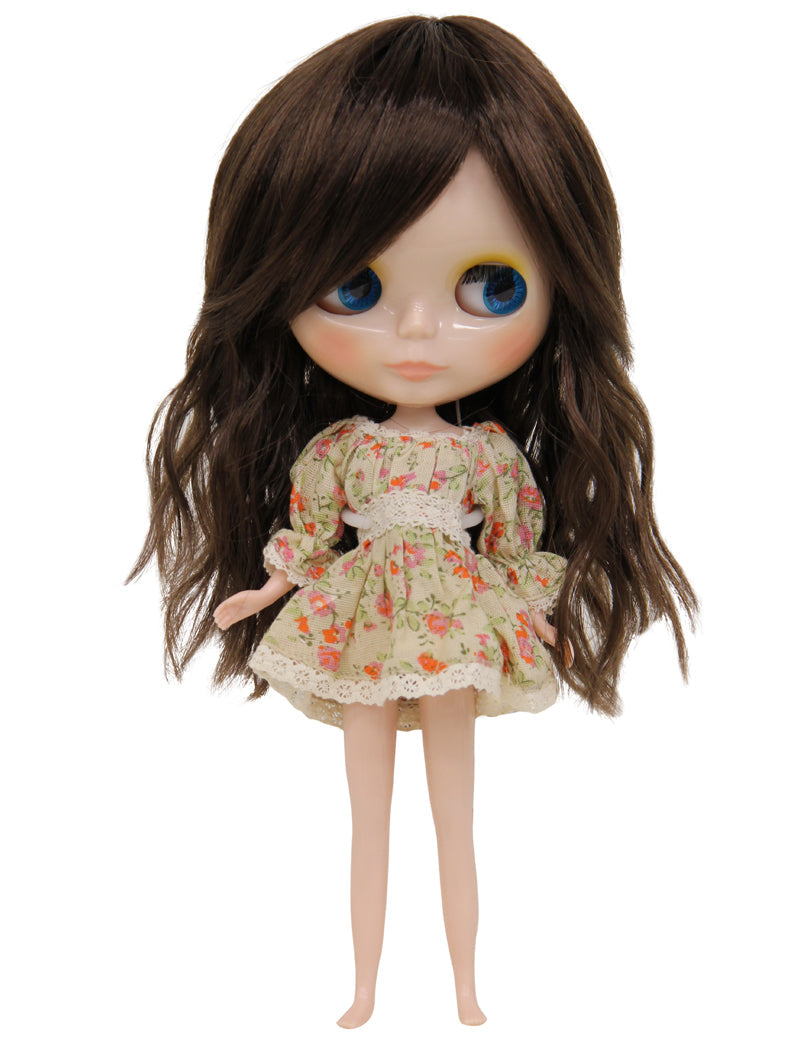 ミディアムカーリー ドールウィッグ B-189 あなたのドールのユニークな個性を手で選ばれた可愛らしいウィッグクリエーションで作り上げ、無限の可能性の世界を明らかにします