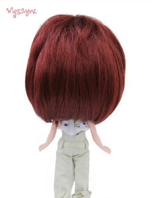 バングスとトップの髪は全体のスタイルと非常に良く合います ドールウィッグ B-147 ミディアムヘアは美しいルックに仕上げることができます