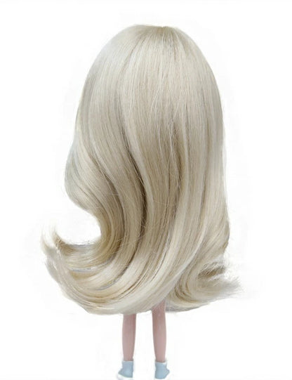 滑らかでシンプルなファンタスティックウェーブのドールウィッグ B-149 端にウェーブがあり、動きを示すのに完璧です