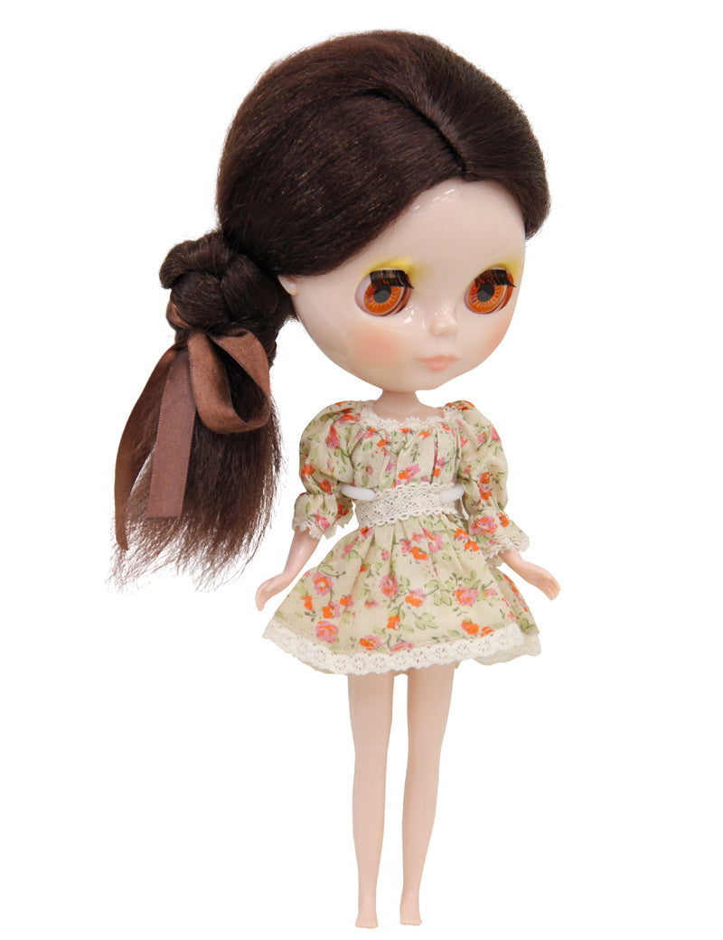 ミディアムドールウィッグ B-186 アドルンメント ミニチュアの傑作を作成し、あなたのドールに無限の魅力と楽しい可愛らしさを吹き込む