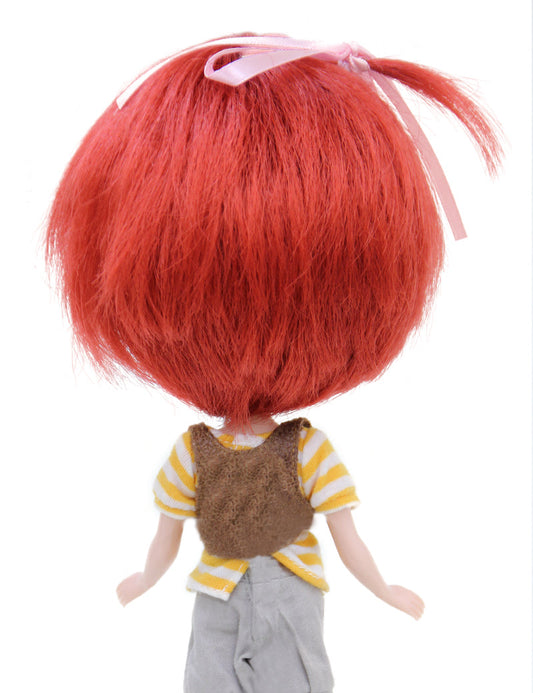 ボーイッシュなショートカットスタイルのドールウィッグ B-156 トップに小さなテール、シンプルなショートスタイル、長いレイヤーバングス、テクスチャ仕上げ