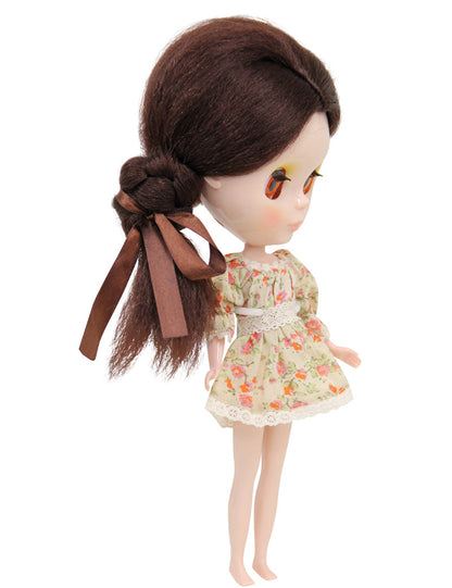 ミディアムドールウィッグ B-186 アドルンメント ミニチュアの傑作を作成し、あなたのドールに無限の魅力と楽しい可愛らしさを吹き込む