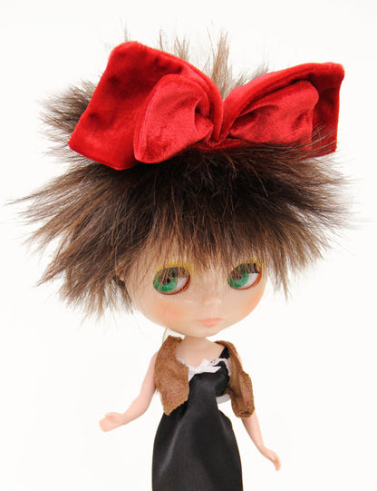 ミディアムストレート ドールウィッグのアート B-164 基本から美しさまでのスタイリング